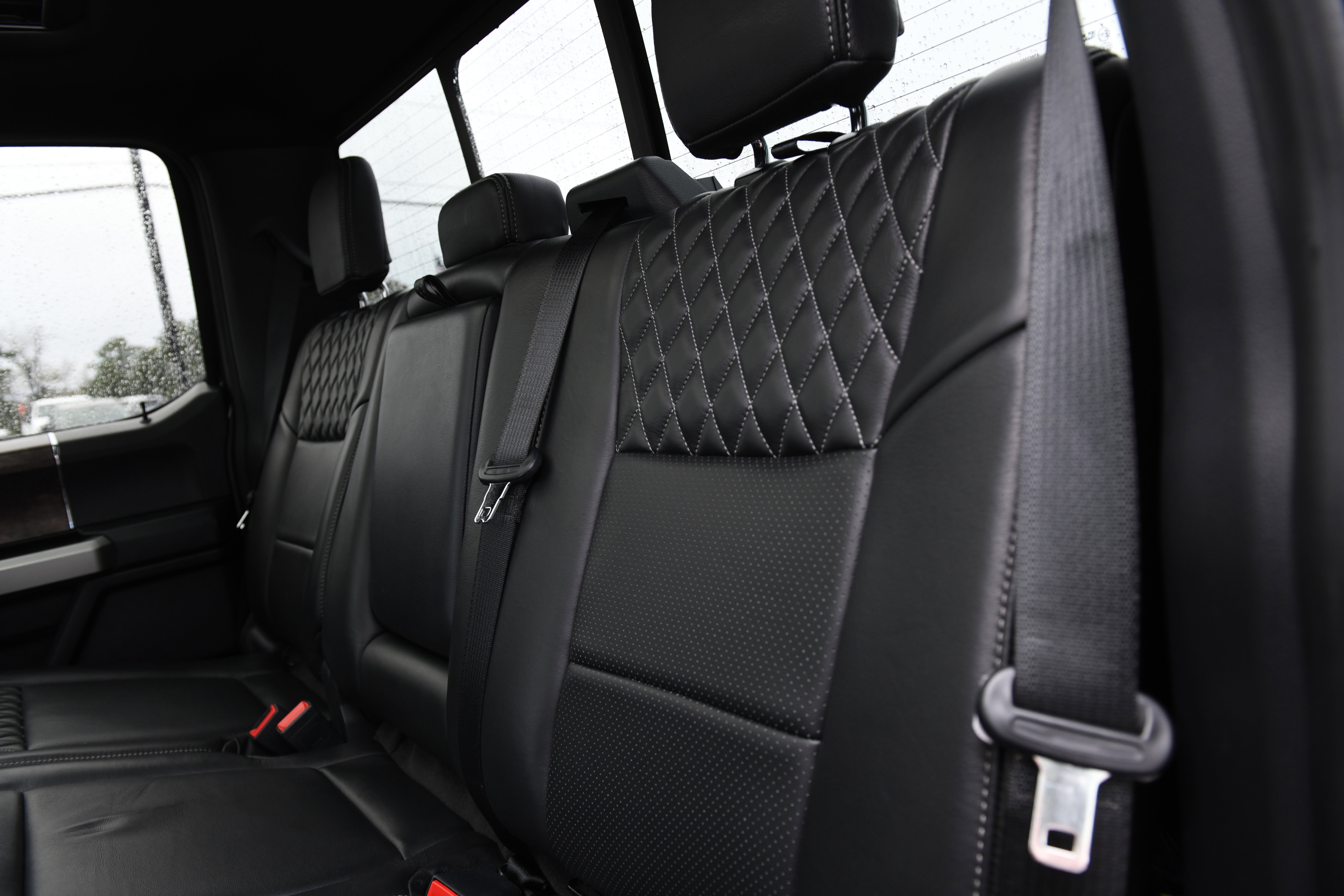 Used 2022 Ford F250 Lariat w/ Black Appearance Package image 42