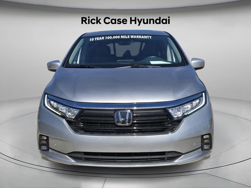 Used 2024 Honda Odyssey Touring image 2