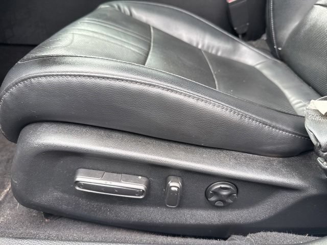 Used 2018 Honda Accord Touring image 12