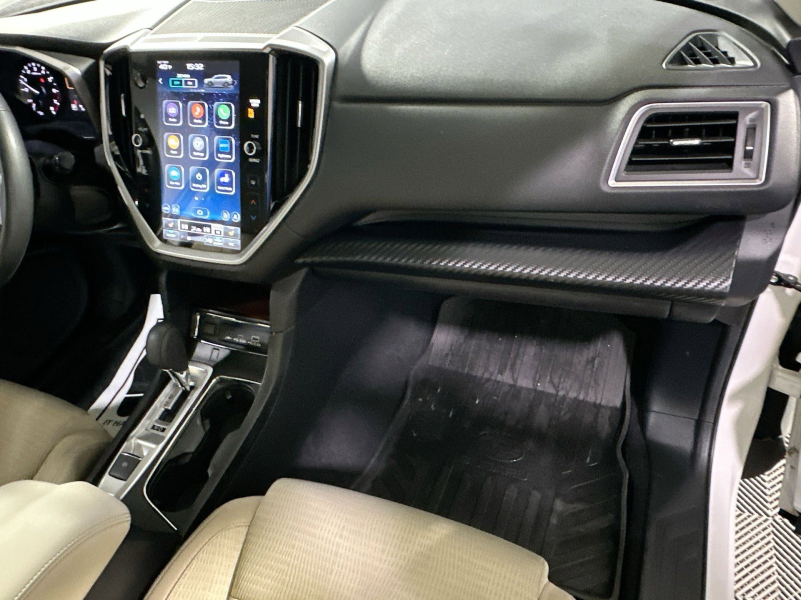 Used 2023 Subaru Ascent Premium w/ Convenience Package image 37