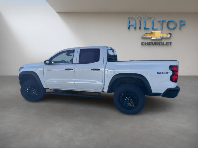 Used 2023 Chevrolet Colorado Trail Boss w/ Technology Package AWD/4WD image 8