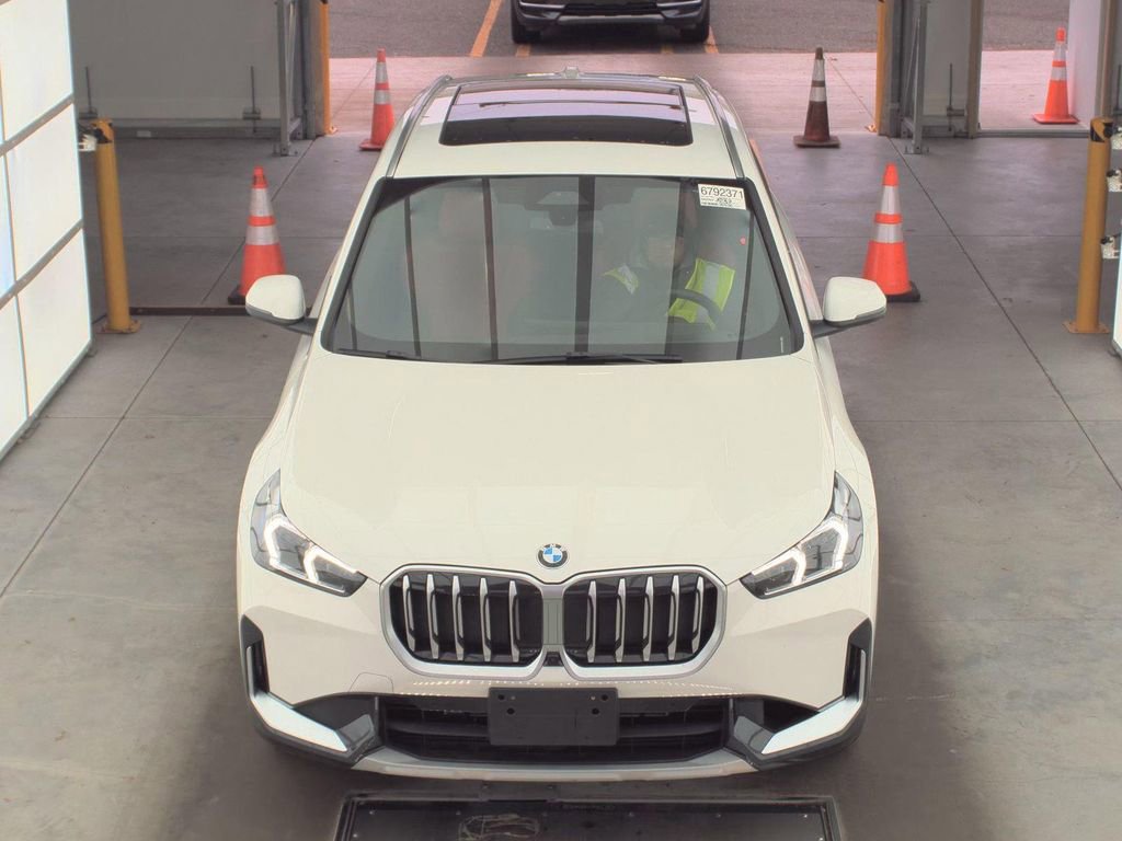 Certified 2025 BMW X1 xDrive28i w/ Premium Package image 2