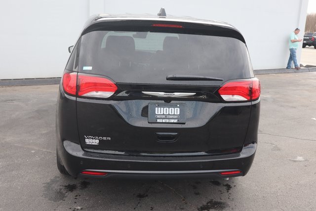 New 2026 Chrysler Voyager LX image 22