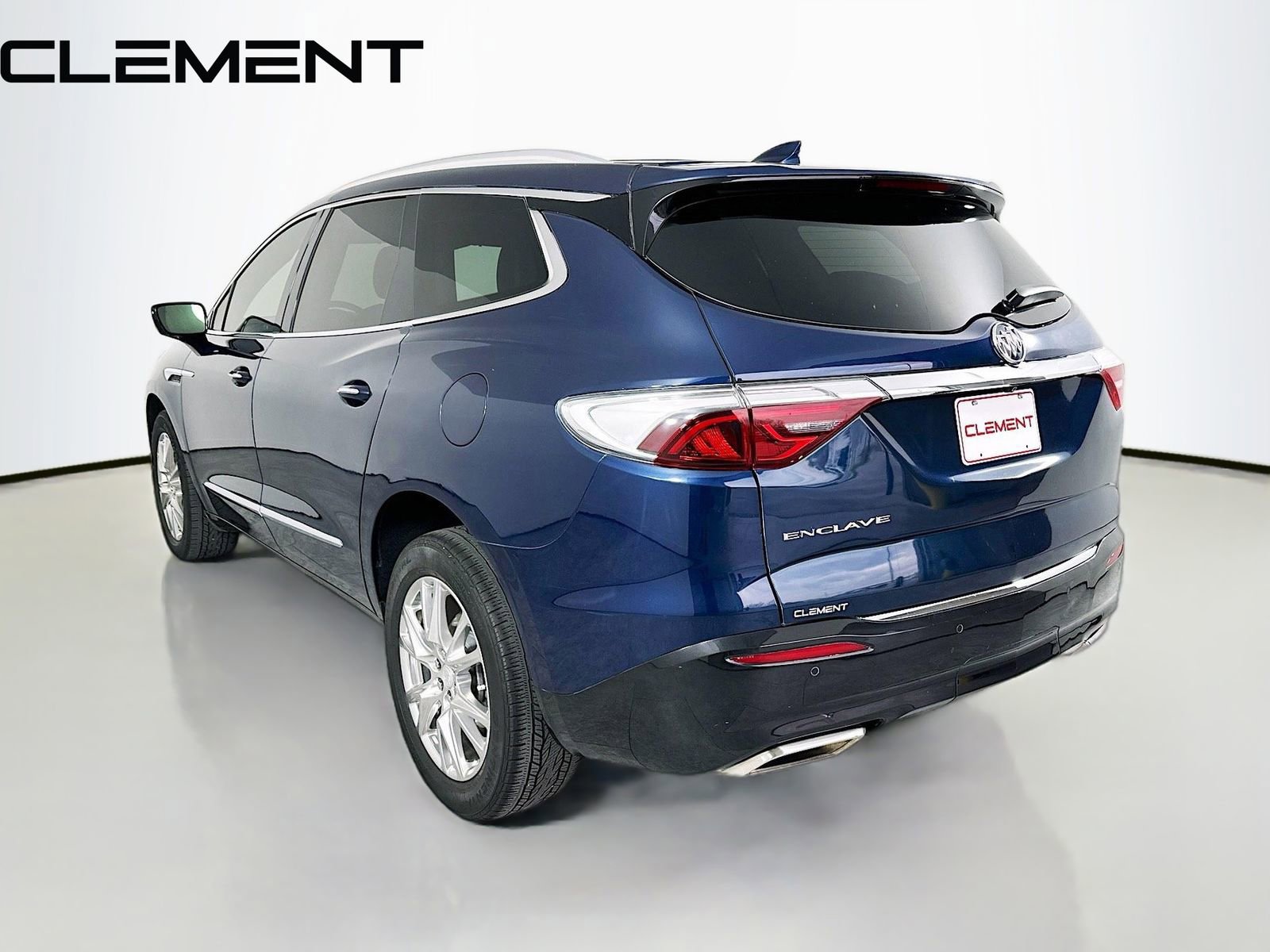 Used 2022 Buick Enclave Essence w/ Experience Buick Package image 10