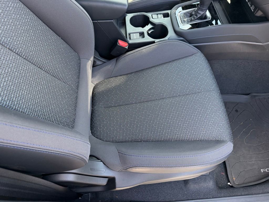Used 2025 Subaru Forester Premium w/ Protection Package image 18