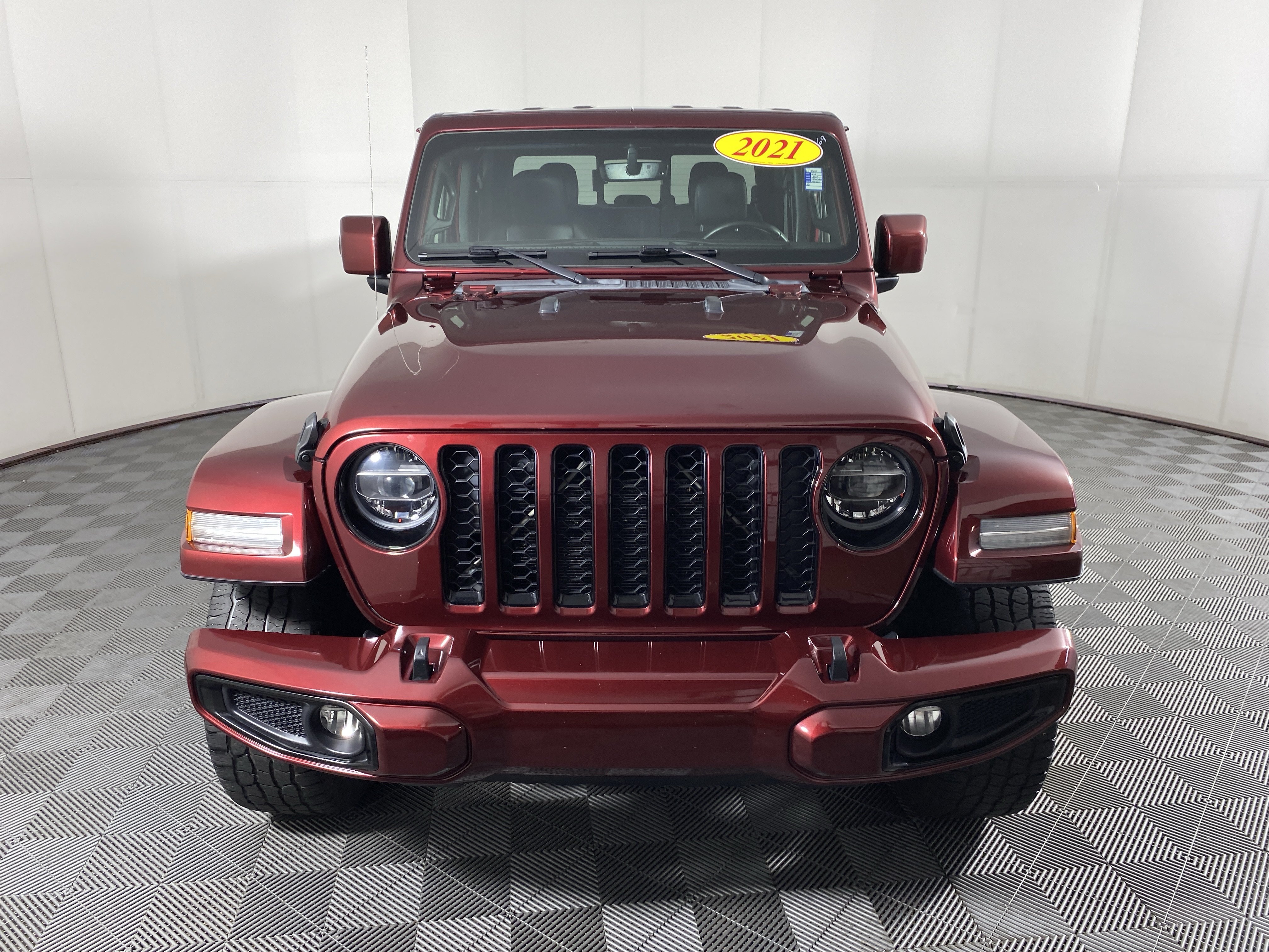 Used 2021 Jeep Gladiator Overland AWD/4WD image 11