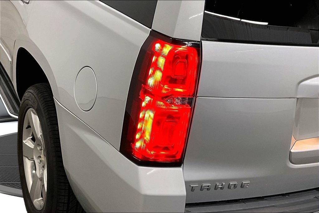 Used 2020 Chevrolet Tahoe Premier AWD/4WD image 23