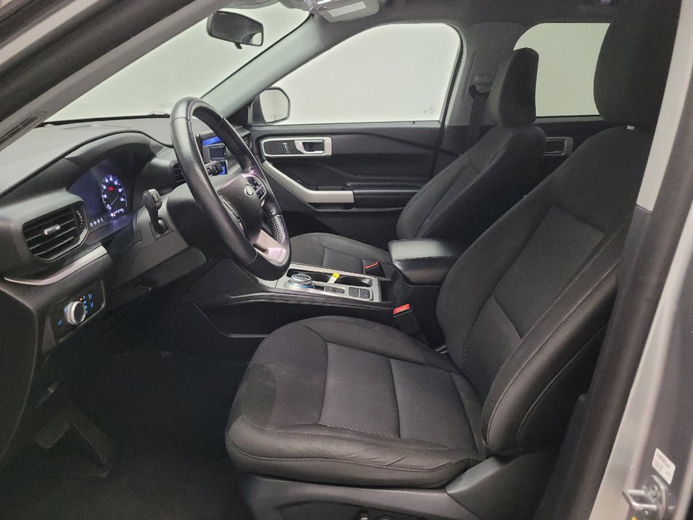 Used 2022 Ford Explorer XLT RWD image 17