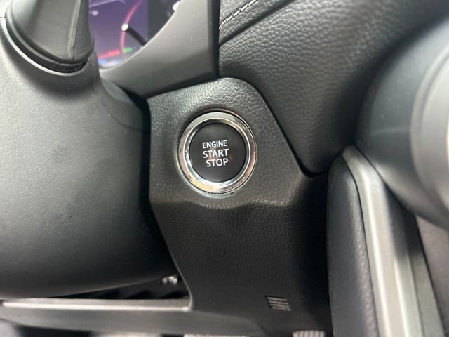 Used 2025 Toyota RAV4 XLE FWD image 27