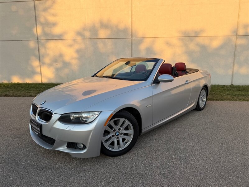Used 2009 BMW 328i Convertible RWD image 2