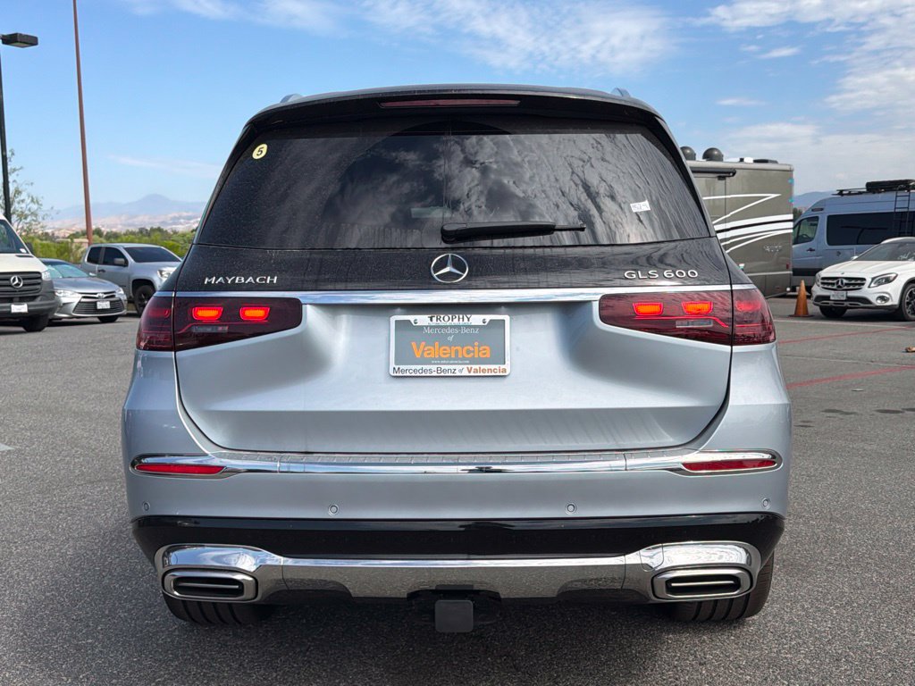 New 2026 Mercedes-Benz Maybach GLS 600 4MATIC image 9