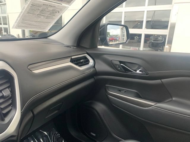 Used 2023 GMC Acadia SLT AWD/4WD image 18