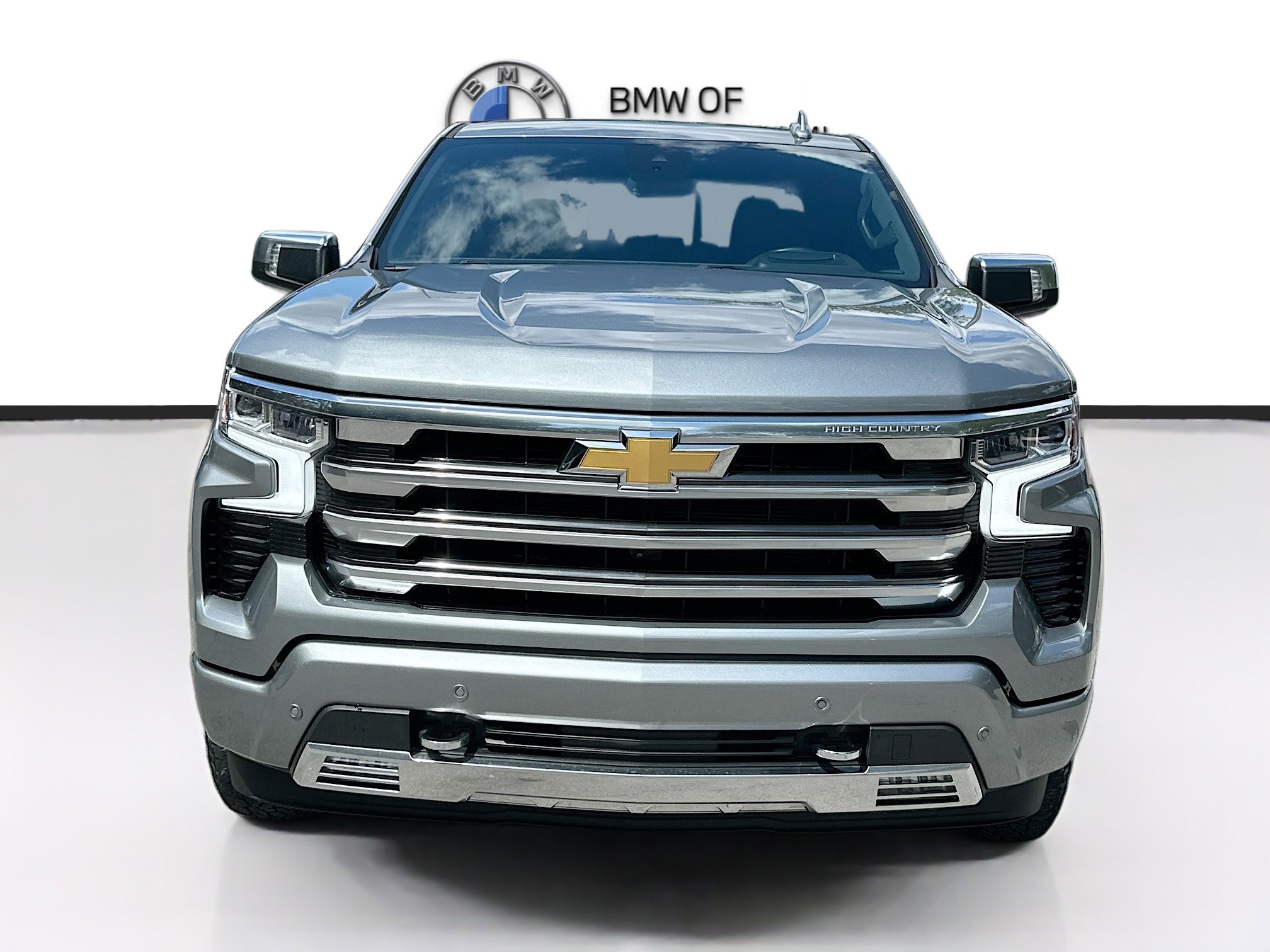 Used 2024 Chevrolet Silverado 1500 High Country w/ Technology Package image 2