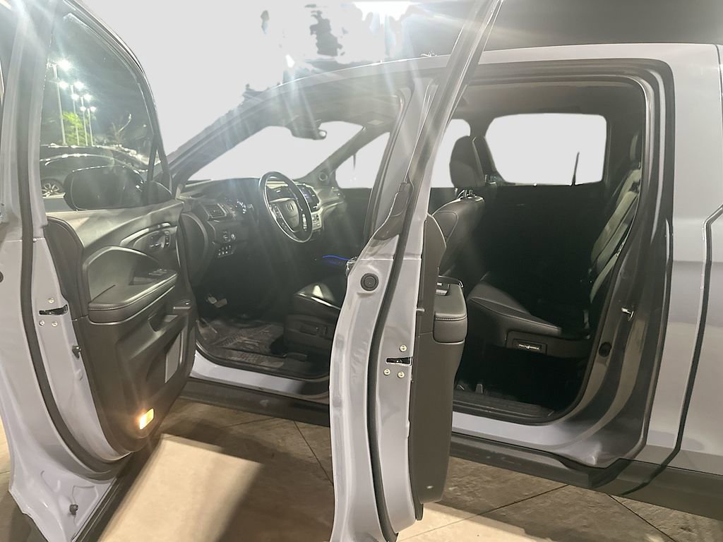 Used 2023 Honda Ridgeline RTL-E image 29