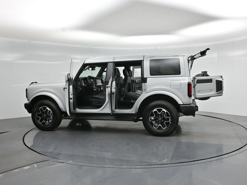 New 2026 Ford Bronco Outer Banks w/ Sasquatch Package AWD/4WD image 33