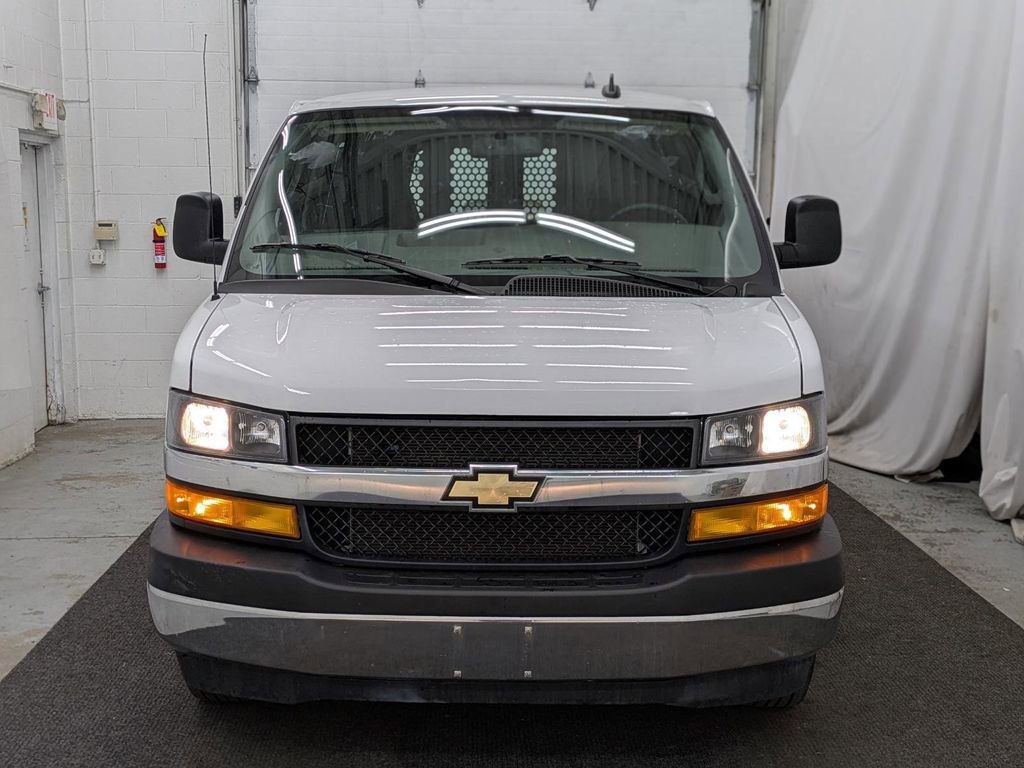 Used 2024 Chevrolet Express 2500 w/ Driver Convenience Package image 8