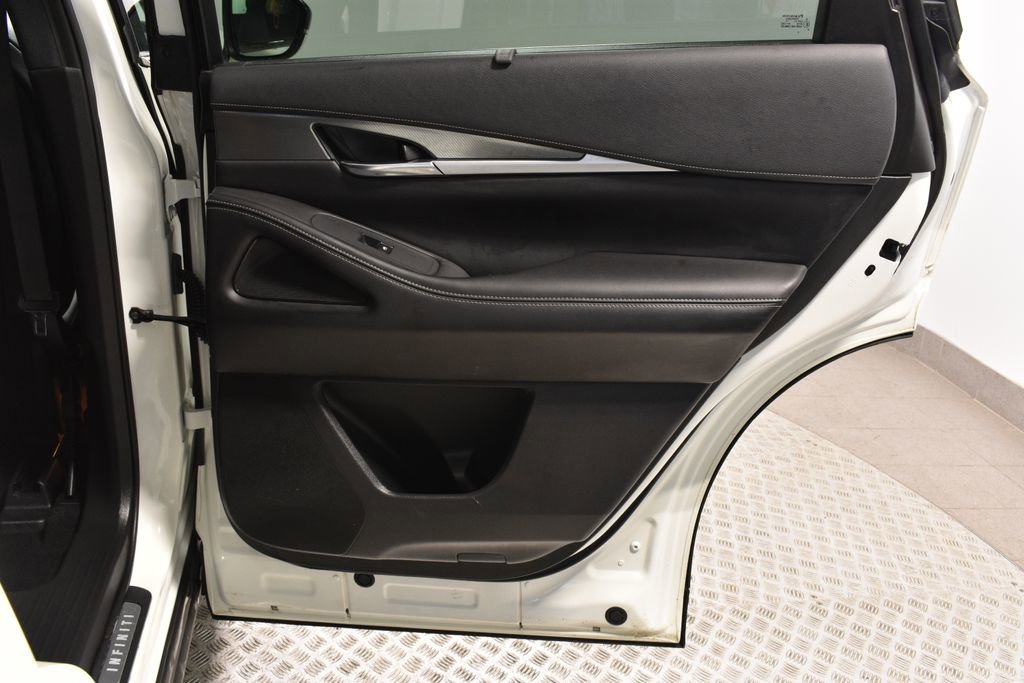 Used 2023 INFINITI QX60 Luxe w/ Cargo Package image 31