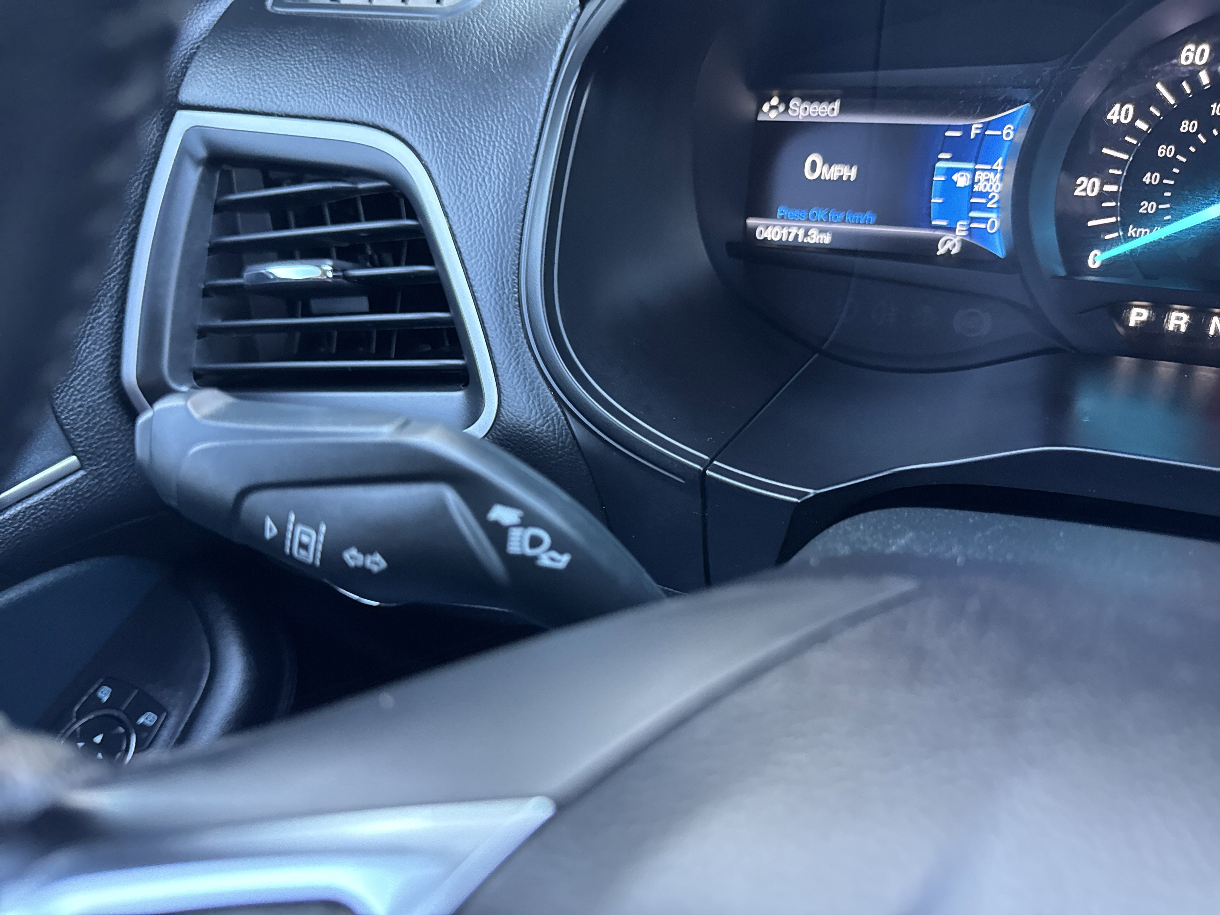 Used 2023 Ford Edge SEL w/ Sport Appearance Package image 28