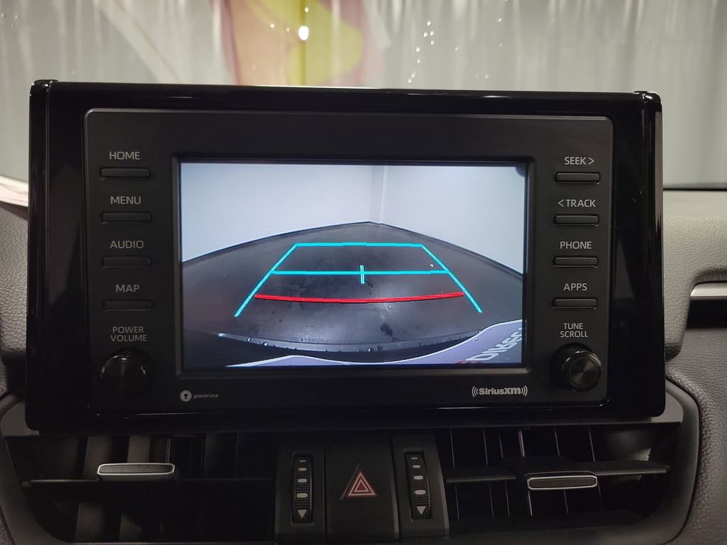 Used 2021 Toyota RAV4 XLE Premium image 20