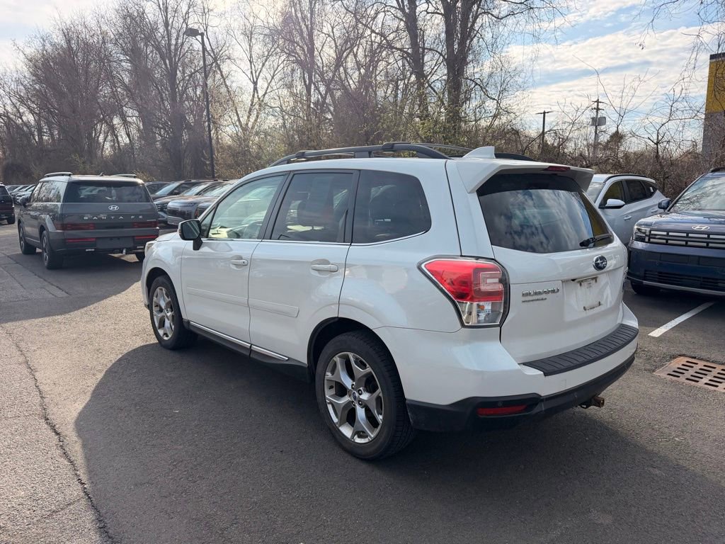 Used 2018 Subaru Forester 2.5i Touring AWD/4WD image 6