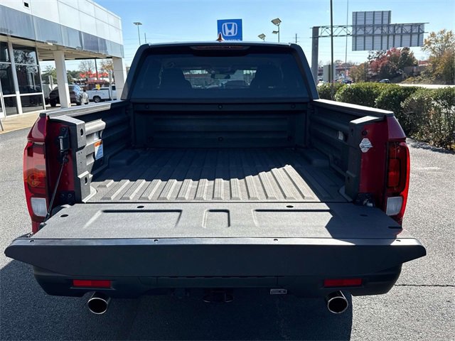 Used 2024 Honda Ridgeline Sport image 9