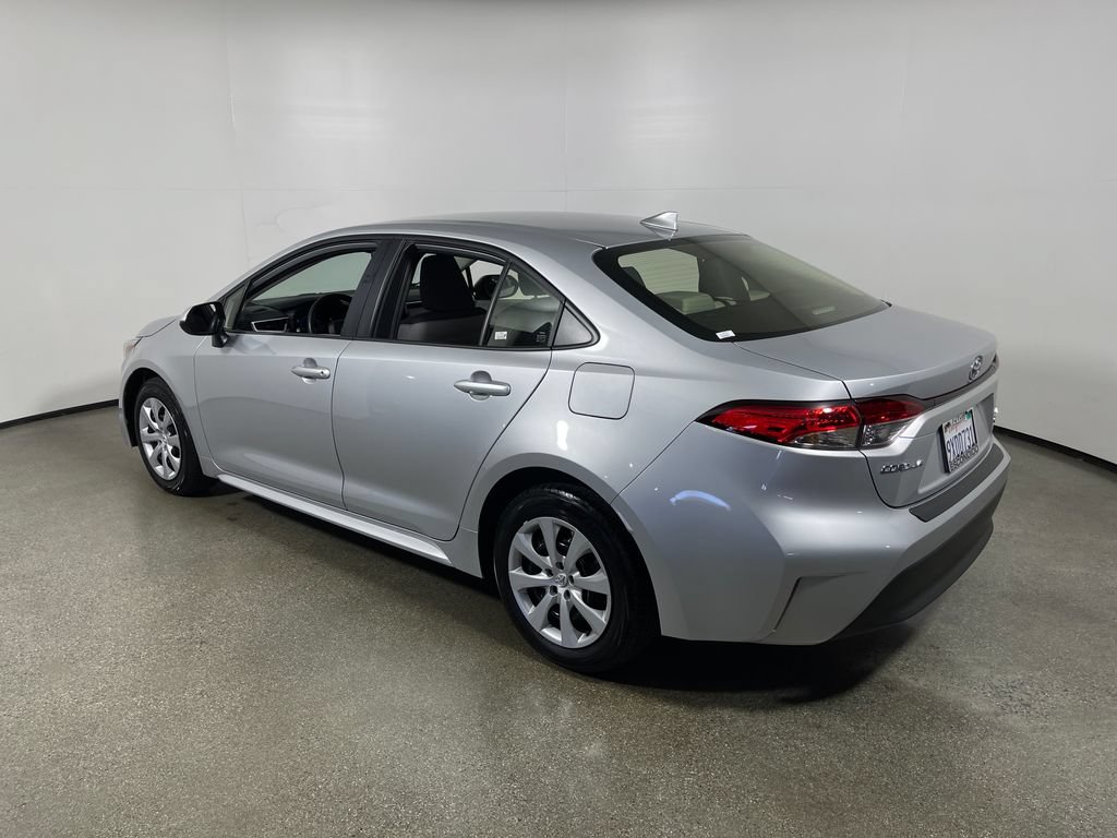 Certified 2026 Toyota Corolla LE w/ Carpet Mat Package (TMS) FWD image 5