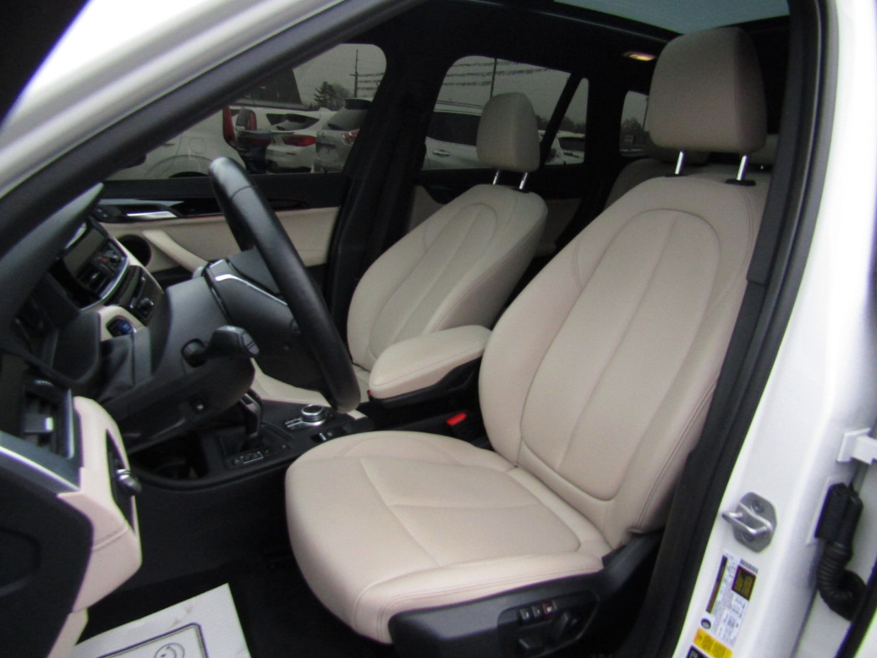 Used 2021 BMW X1 xDrive28i w/ Convenience Package image 19