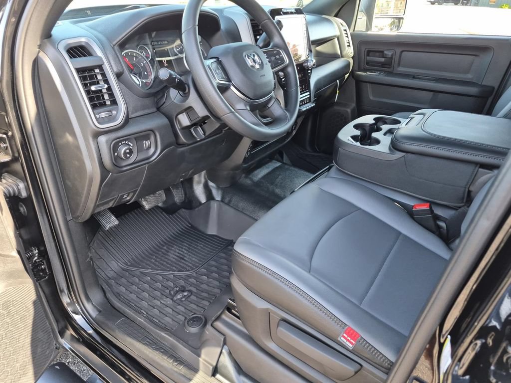 New 2027 RAM 3500 Tradesman AWD/4WD image 17