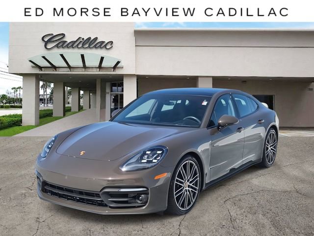Used 2023 Porsche Panamera image 1