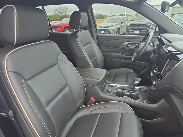 Used 2023 Chevrolet Traverse Premier image 10
