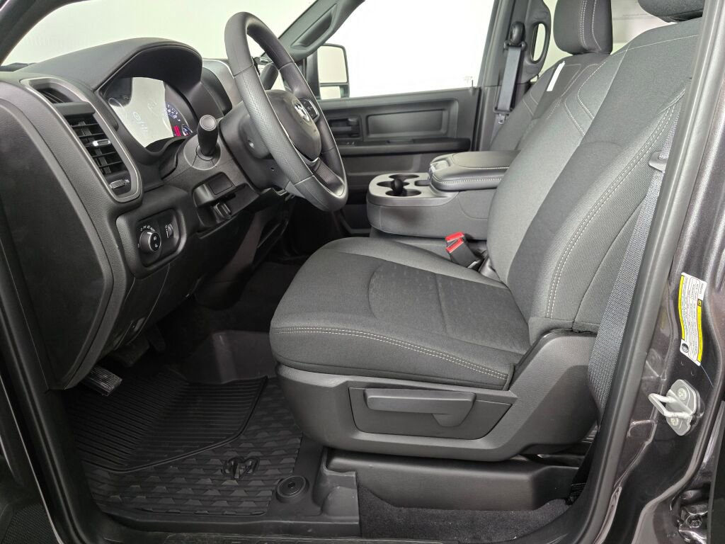 New 2026 RAM 3500 Tradesman image 17