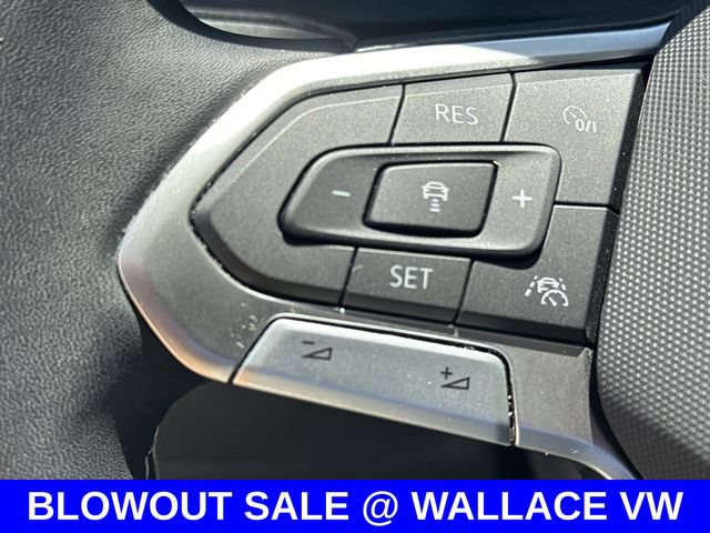 Certified 2023 Volkswagen Taos SE w/ Panoramic Sunroof Package FWD image 26