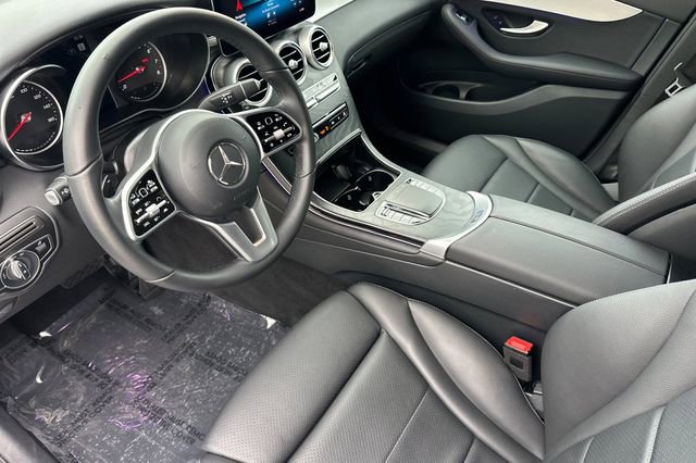 Used 2022 Mercedes-Benz GLC 300 4MATIC image 9