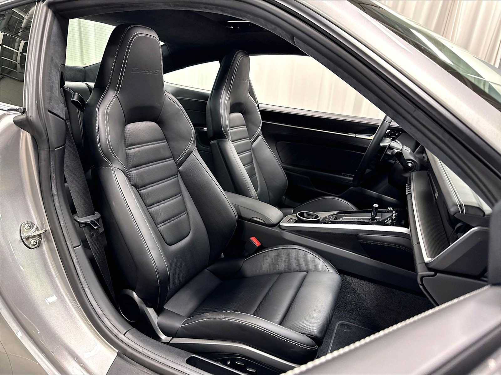 Used 2021 Porsche 911 Turbo S AWD/4WD image 29