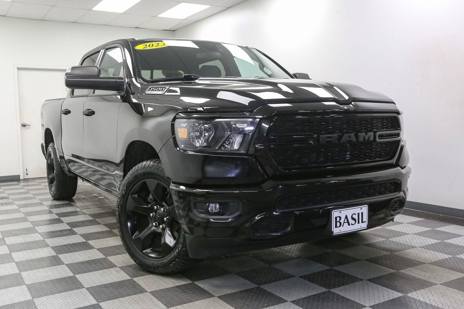 Used 2023 RAM 1500 Tradesman w/ Trailer Tow Group AWD/4WD image 2