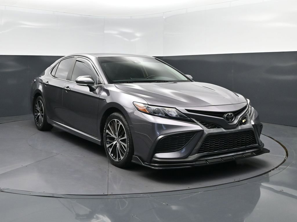Used 2023 Toyota Camry SE image 9