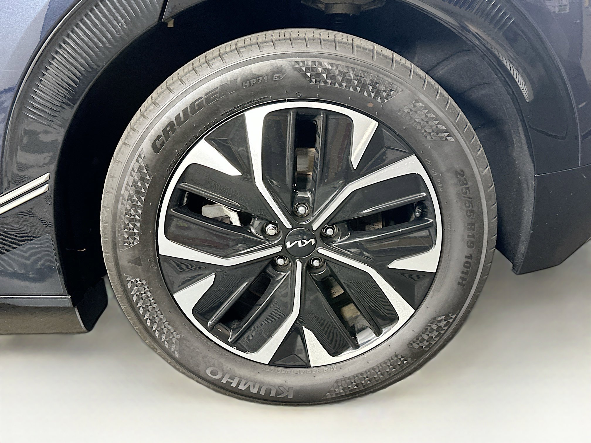 Used 2024 Kia EV6 Wind AWD/4WD image 11