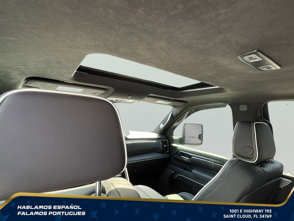 Used 2024 GMC Sierra 2500 AT4X AWD/4WD image 33