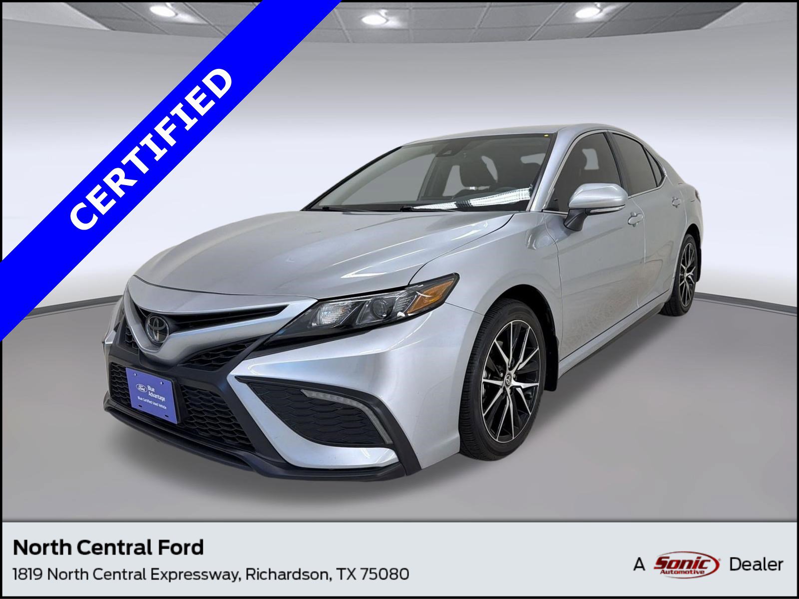 Used 2023 Toyota Camry SE image 1