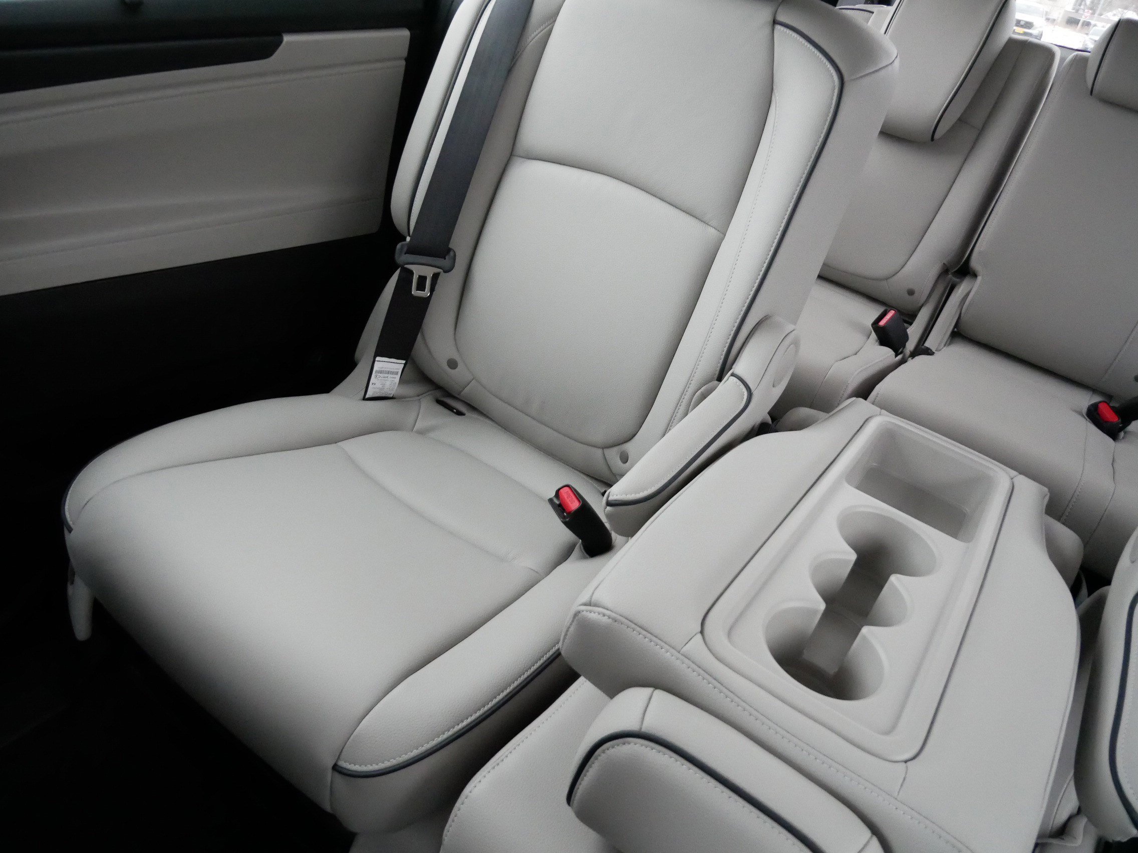 Certified 2026 Honda Odyssey Touring image 12