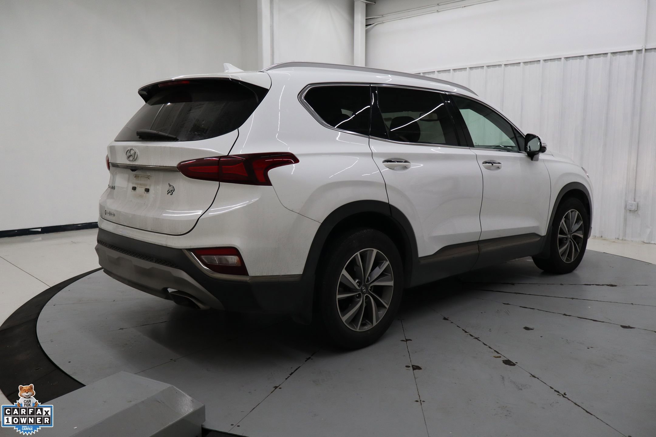 Used 2020 Hyundai Santa Fe Limited image 4