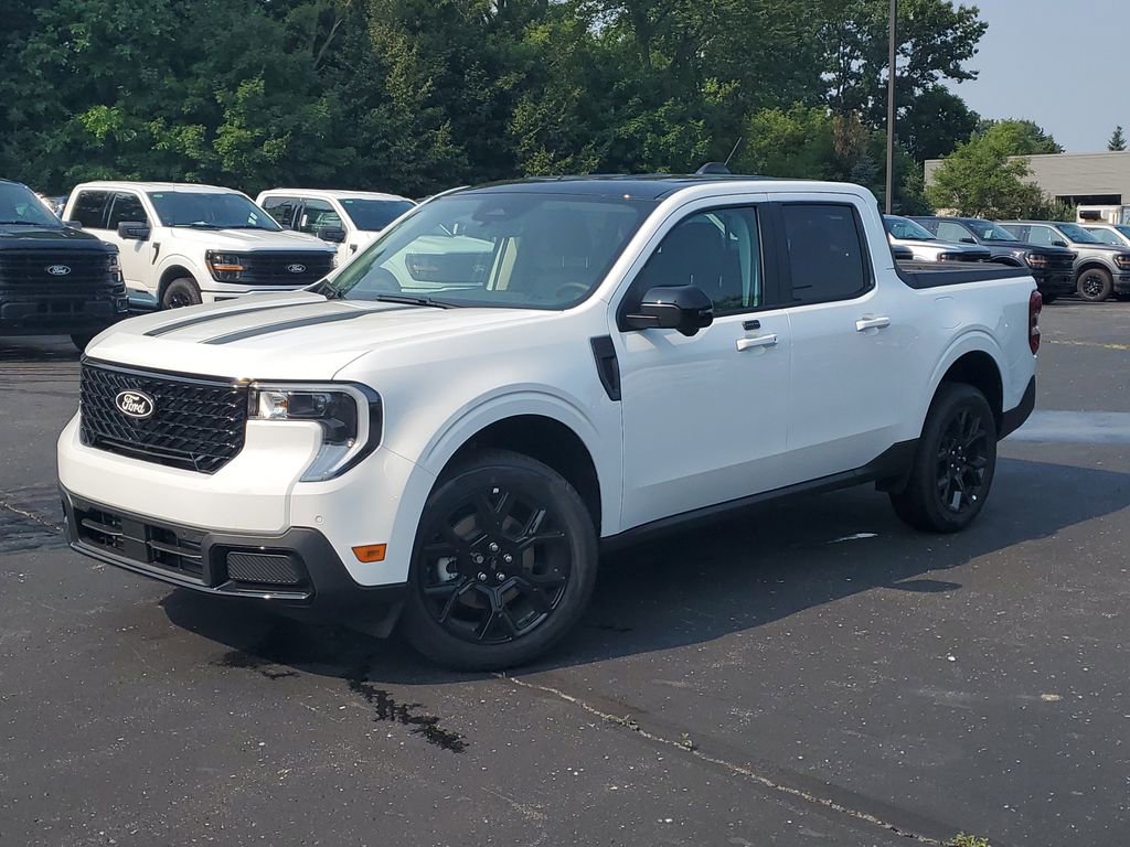 New 2025 Ford Maverick Lariat w/ Black Appearance Package image 1