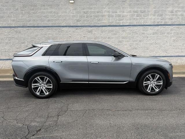 Certified 2024 Cadillac Lyriq Tech w/ Driver Assist Package AWD/4WD image 8