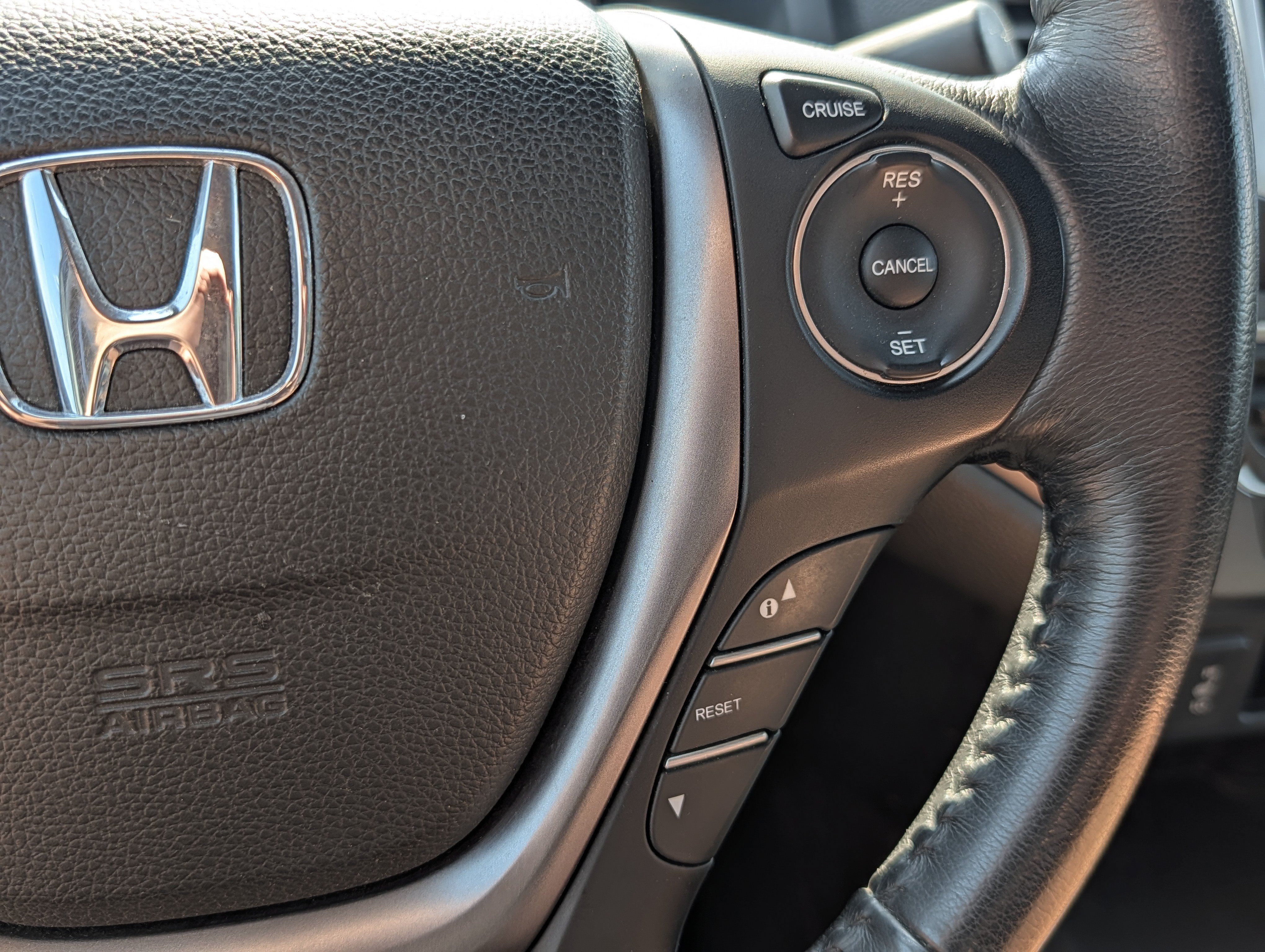 Used 2017 Honda Ridgeline RTL-T image 28