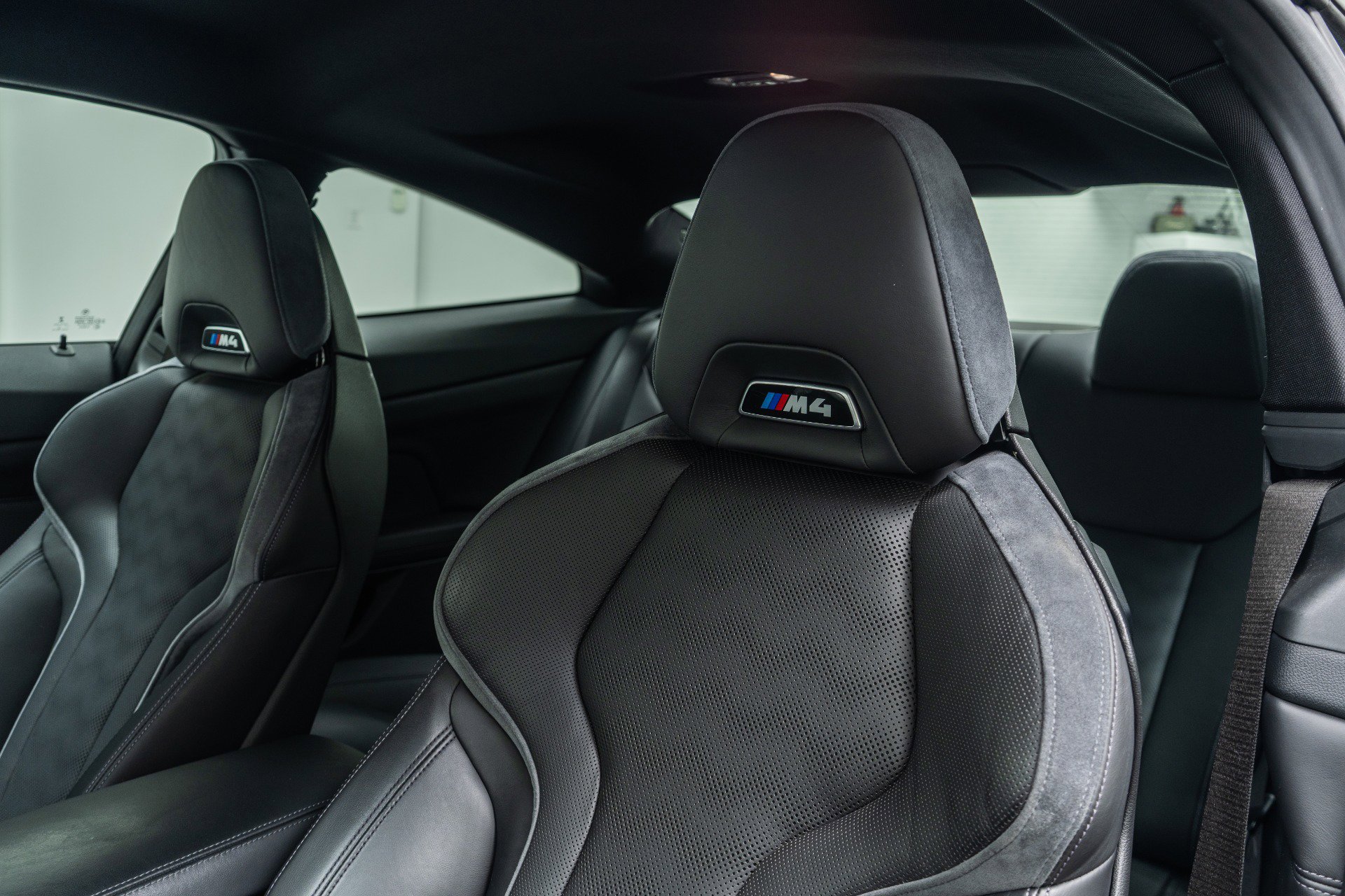 Used 2021 BMW M4 Coupe w/ Executive Package image 26