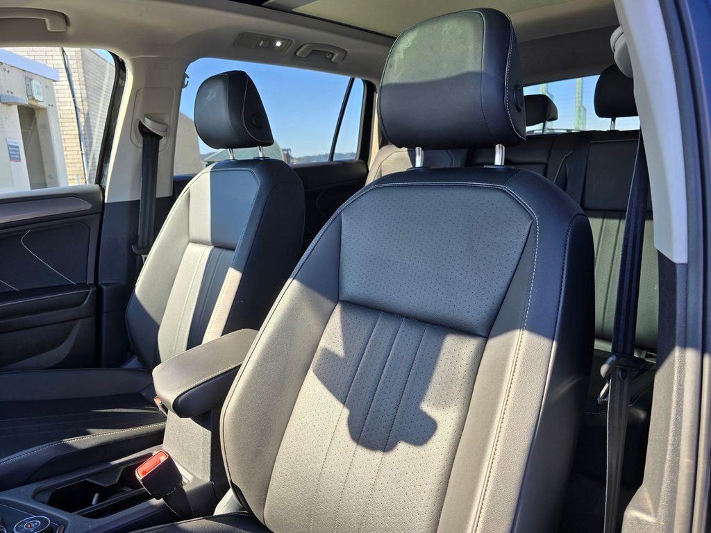 Used 2022 Volkswagen Tiguan SE image 25