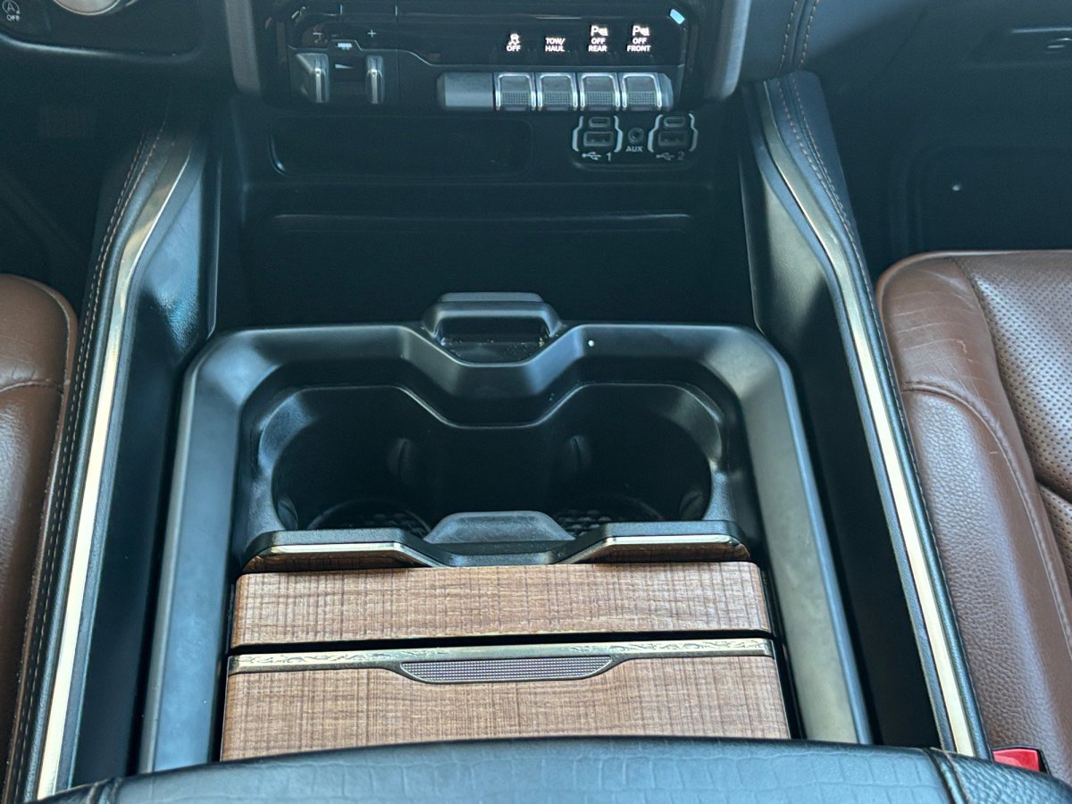 Used 2022 RAM 1500 Limited w/ Body Color Bumper Group image 5