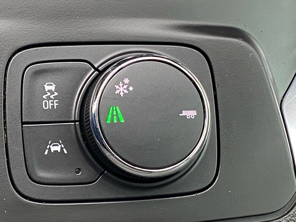 Used 2019 Chevrolet Traverse Premier w/ Redline Edition image 18