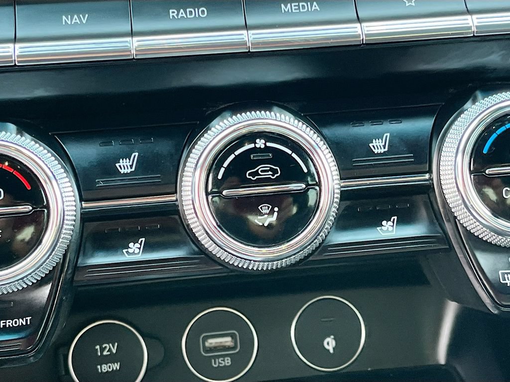 Used 2023 Genesis G70 3.3T w/ Sport Advanced Package AWD/4WD image 21