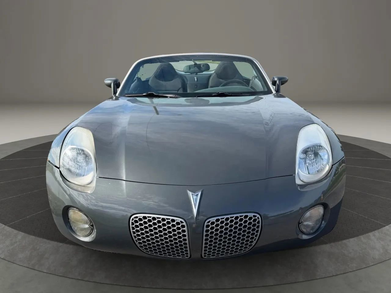 Used 2009 Pontiac Solstice Convertible w/ Preferred Package image 3